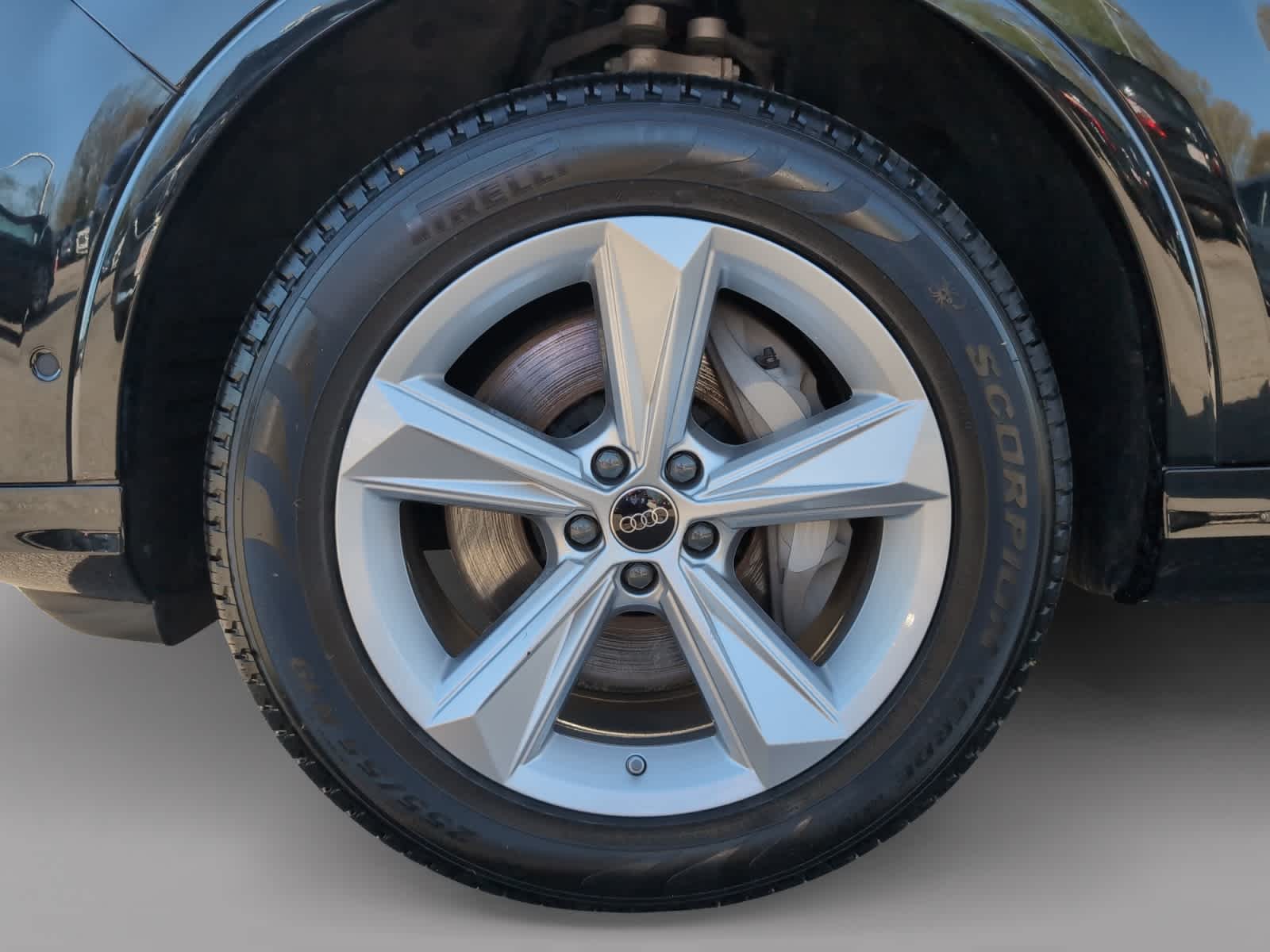 used 2023 Audi Q7 car, priced at $41,498