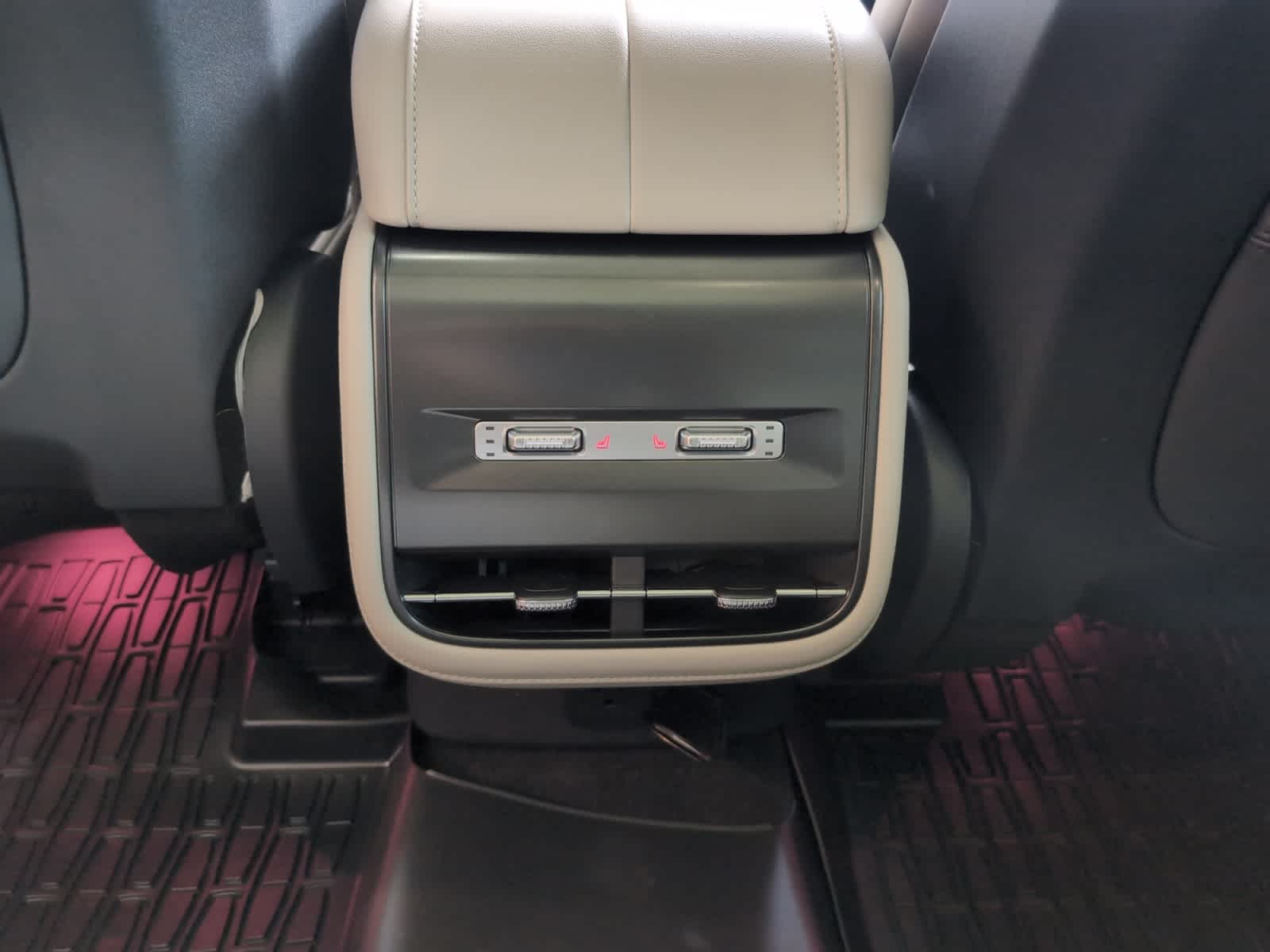 used 2026 Lincoln Nautilus car, priced at $61,398