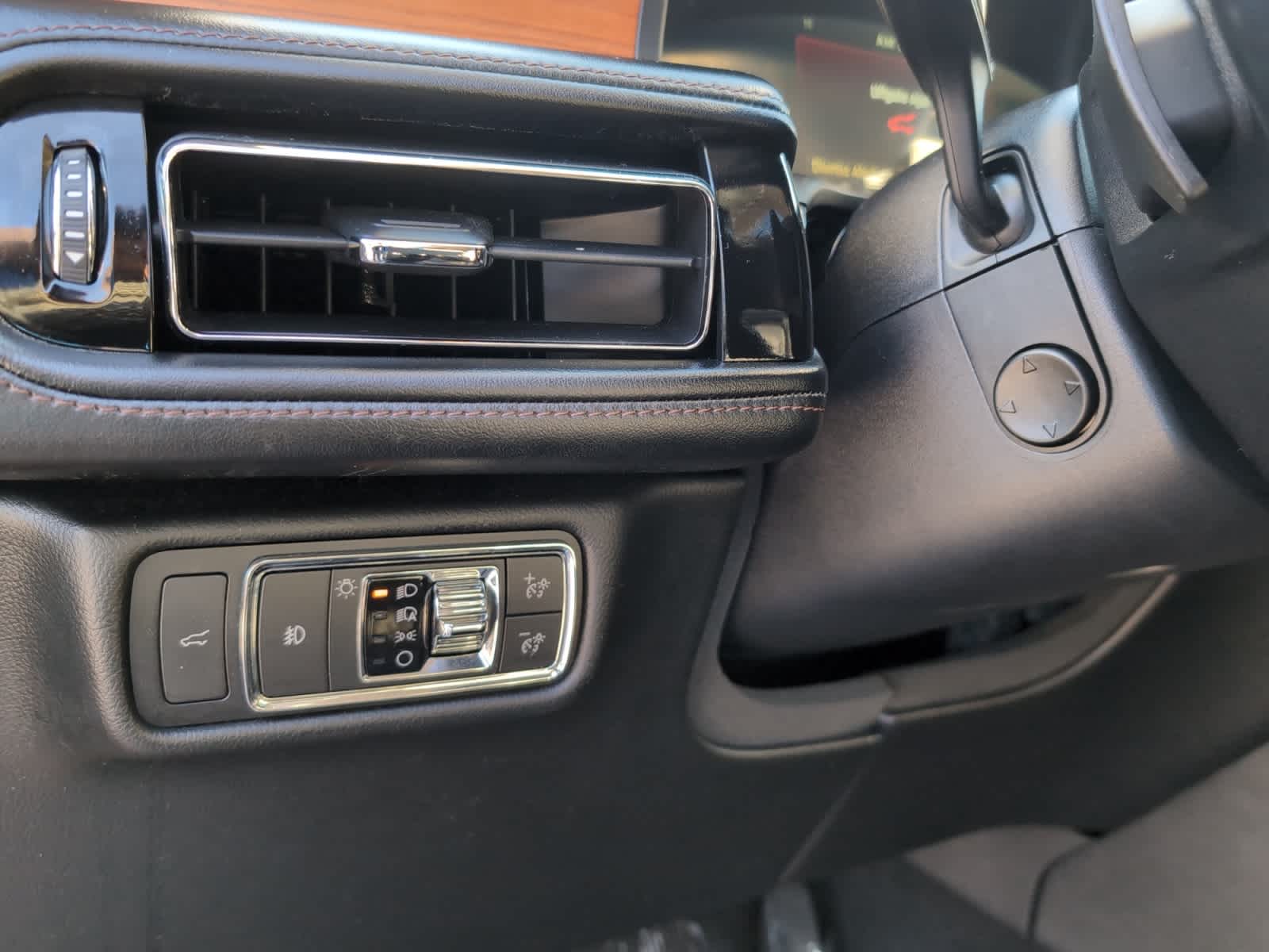 used 2020 Lincoln Aviator car, priced at $26,998