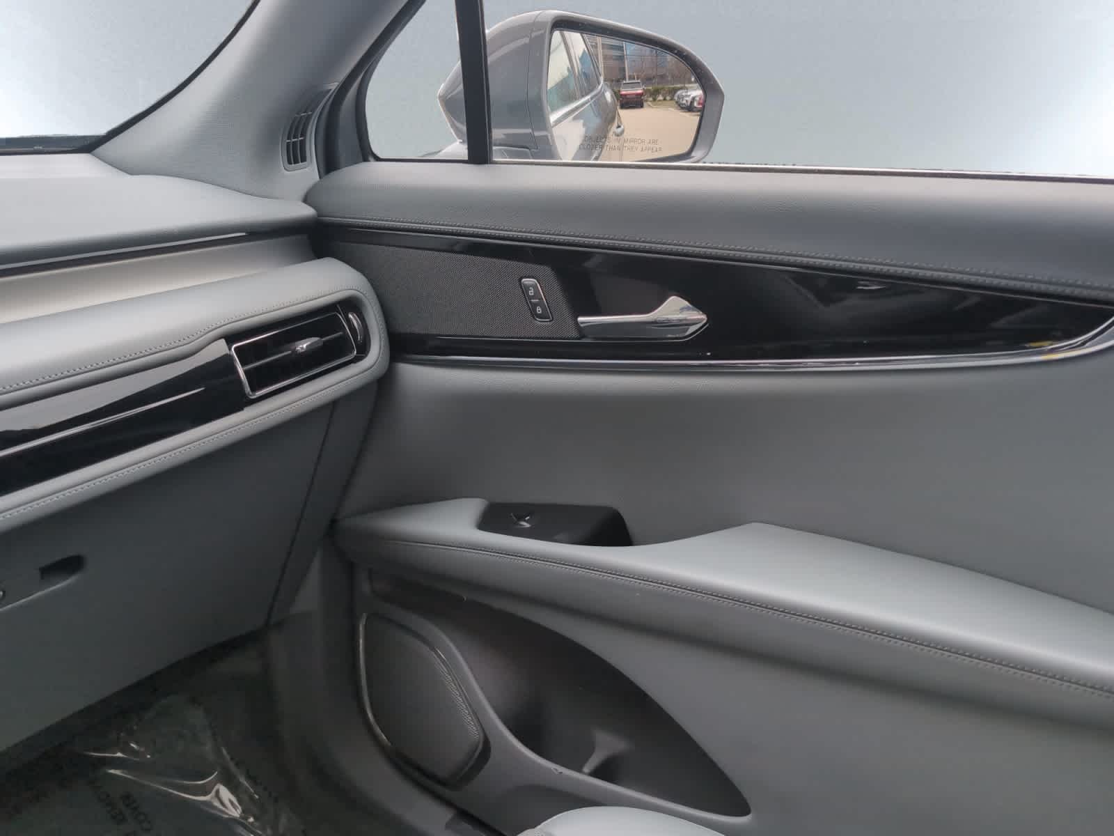 used 2022 Lincoln Nautilus car, priced at $29,498