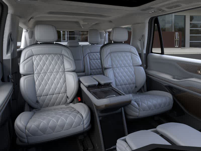 new 2026 Lincoln Navigator L car, priced at $127,865