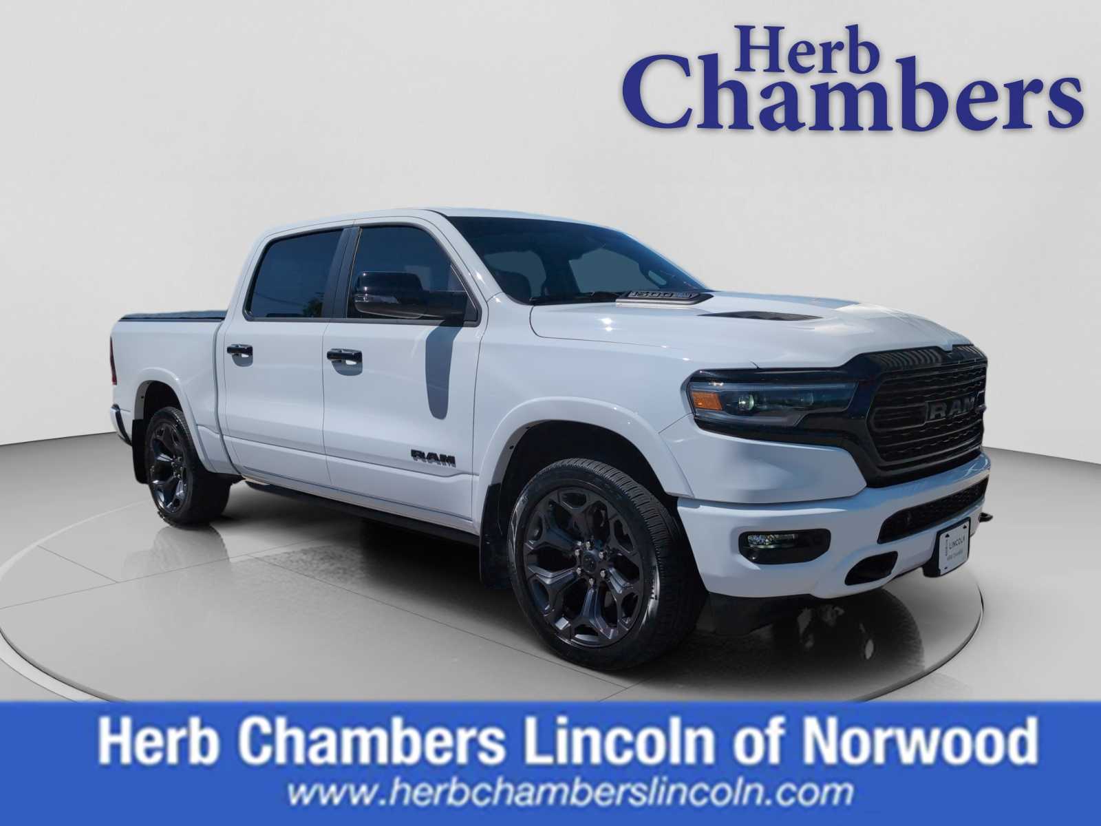 2024 RAM 1500 Limited 4x4 Crew Cab 5'7's photo