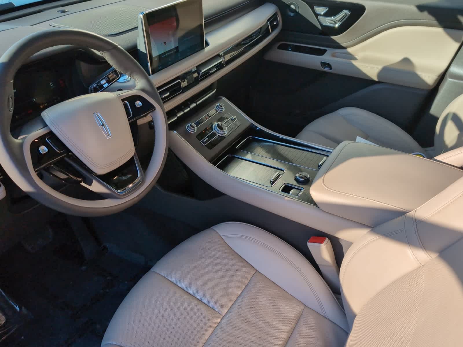 used 2023 Lincoln Aviator car, priced at $40,998