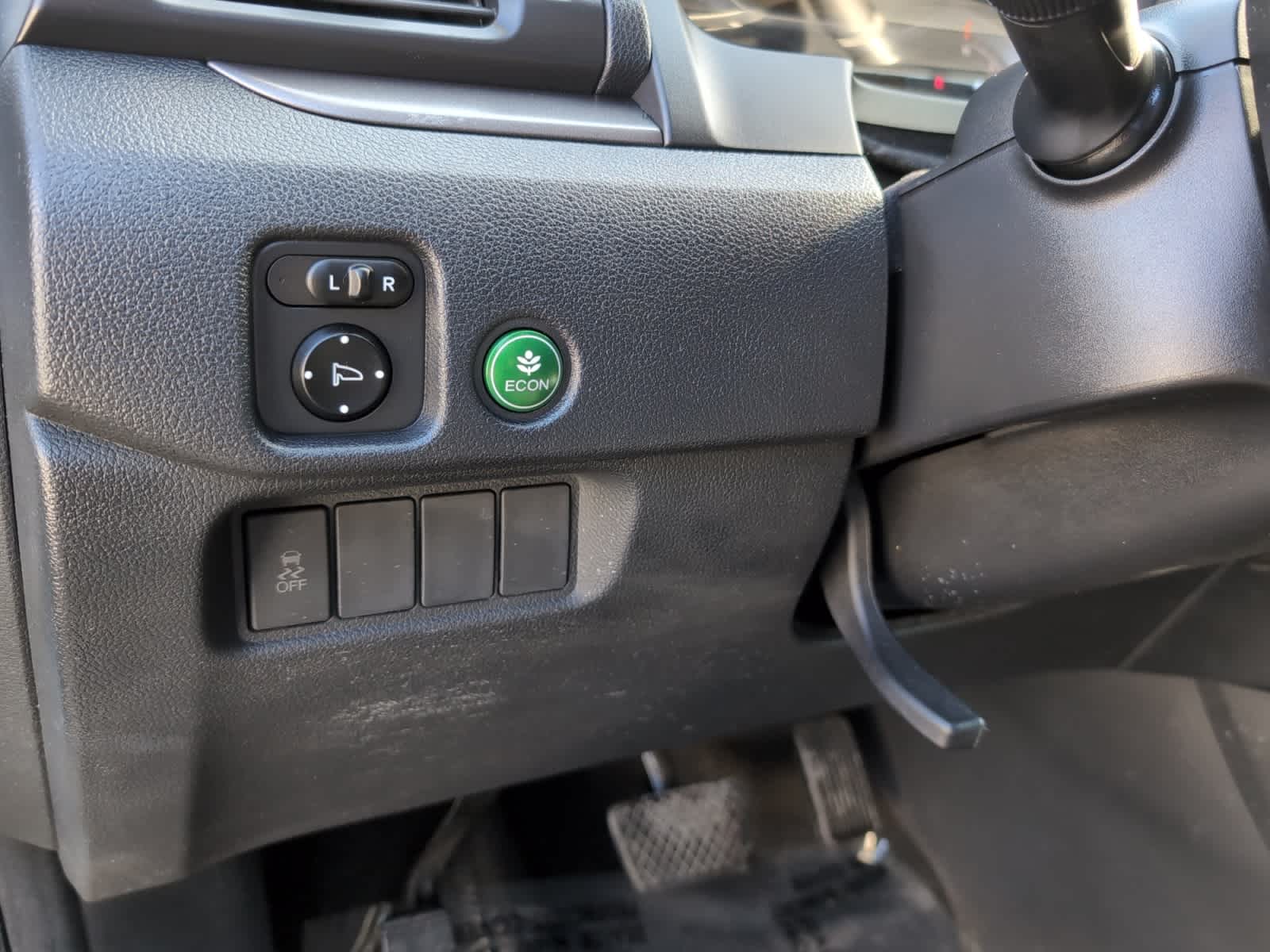 used 2018 Honda Pilot car, priced at $13,998