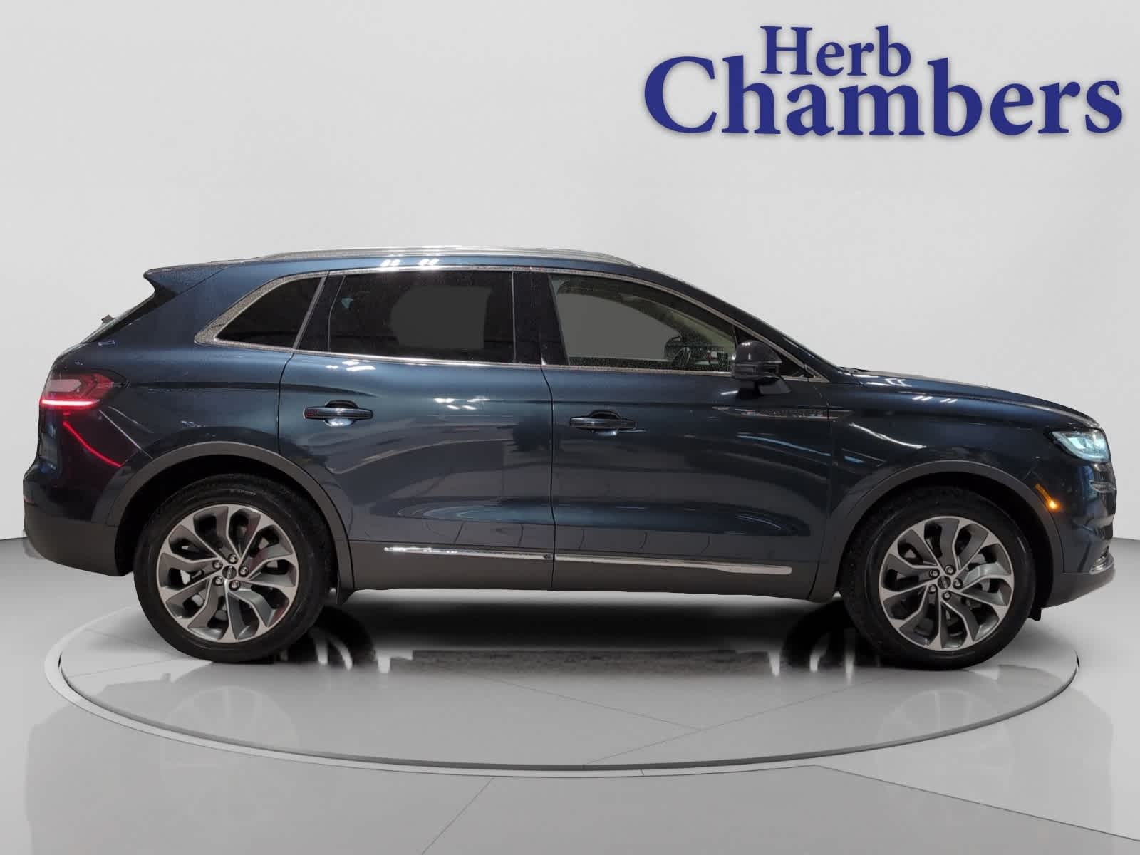 used 2023 Lincoln Nautilus car, priced at $33,998