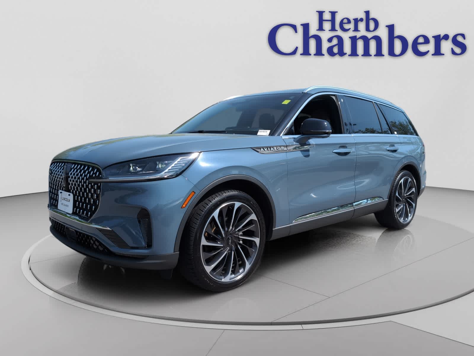 used 2025 Lincoln Aviator car, priced at $62,998