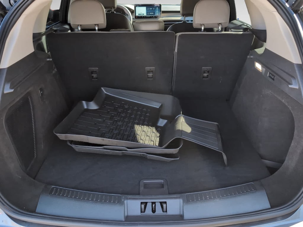 Used 2023 Lincoln Corsair Standard SUV