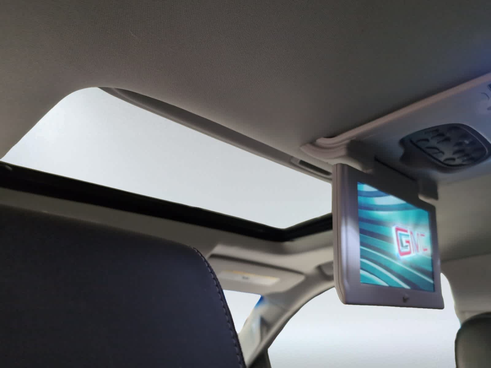 used 2020 GMC Yukon XL car, priced at $39,998