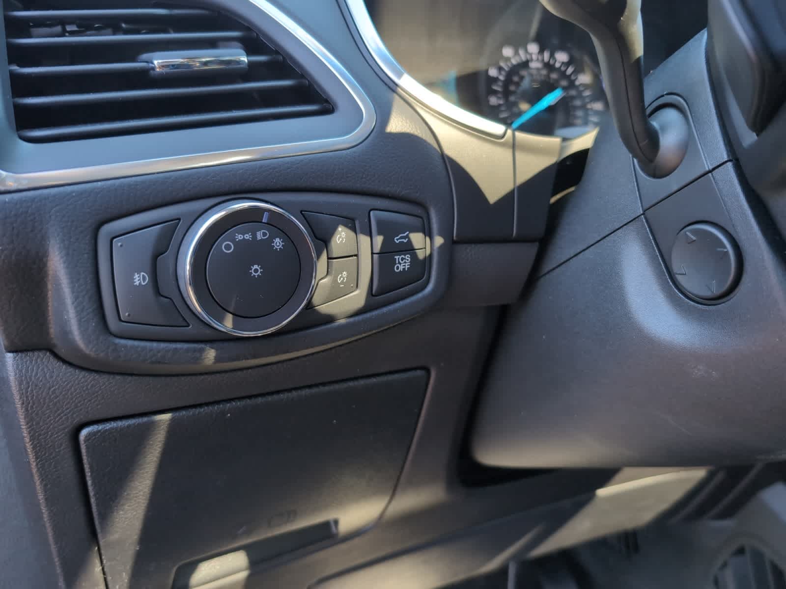 used 2019 Ford Edge car, priced at $23,398