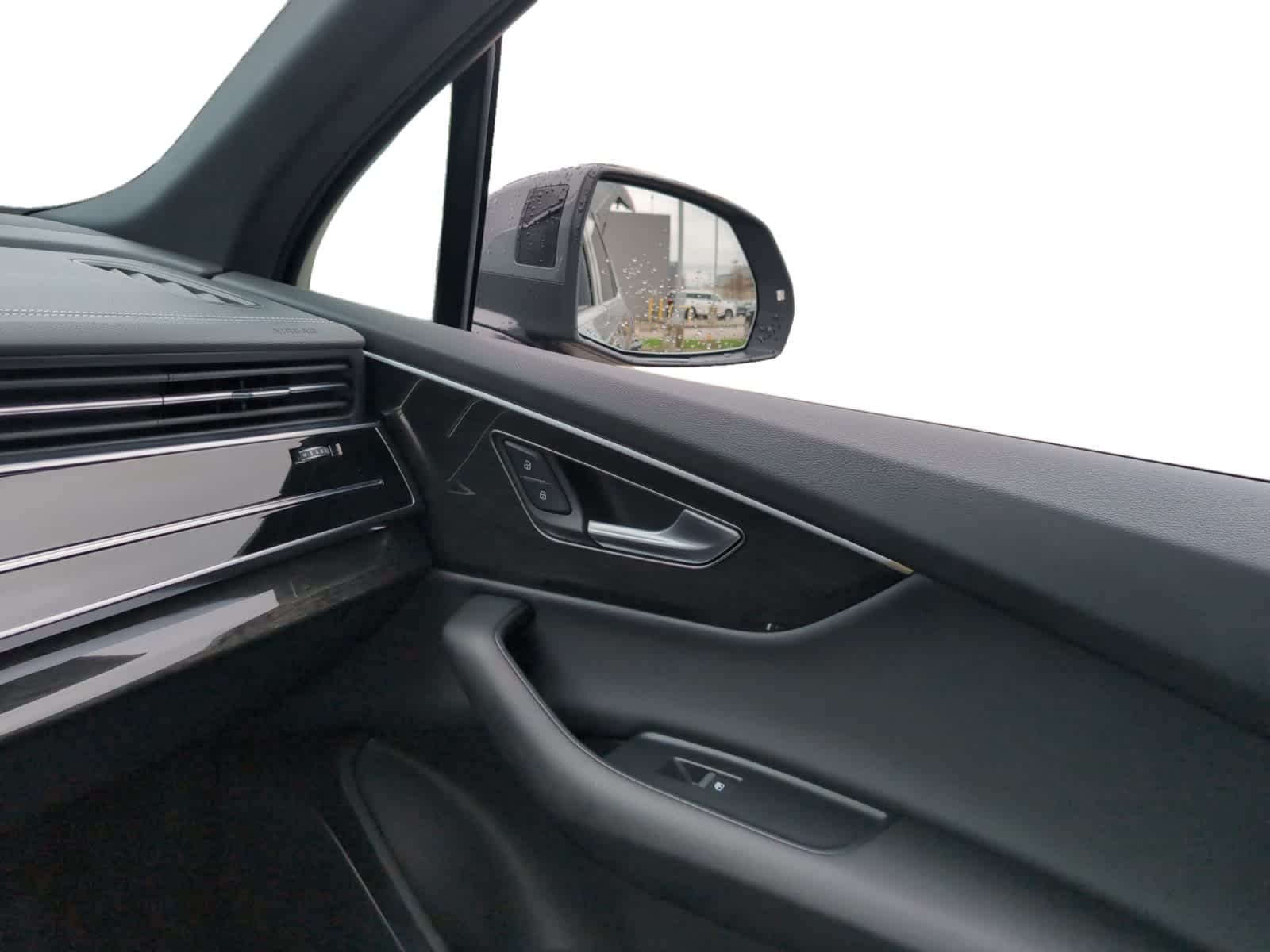 used 2025 Audi Q7 car, priced at $51,498