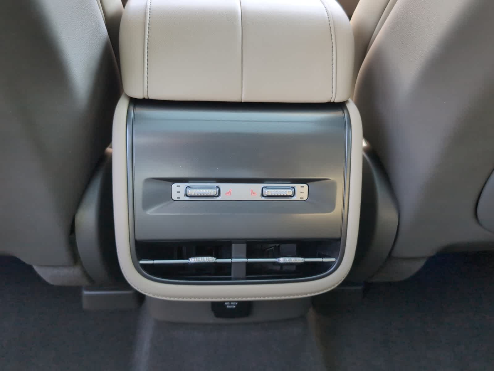 used 2025 Lincoln Nautilus car, priced at $57,298