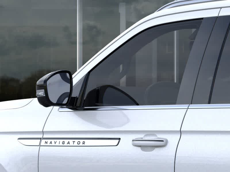 new 2026 Lincoln Navigator car, priced at $106,615