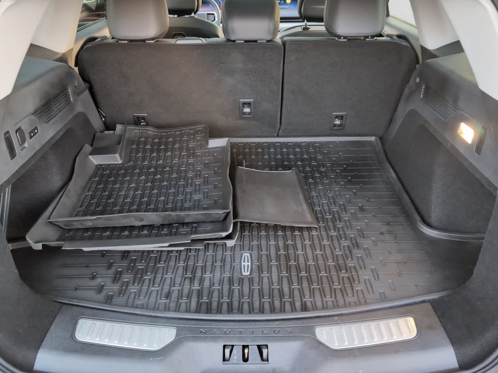 Used 2025 Lincoln Nautilus Premiere SUV