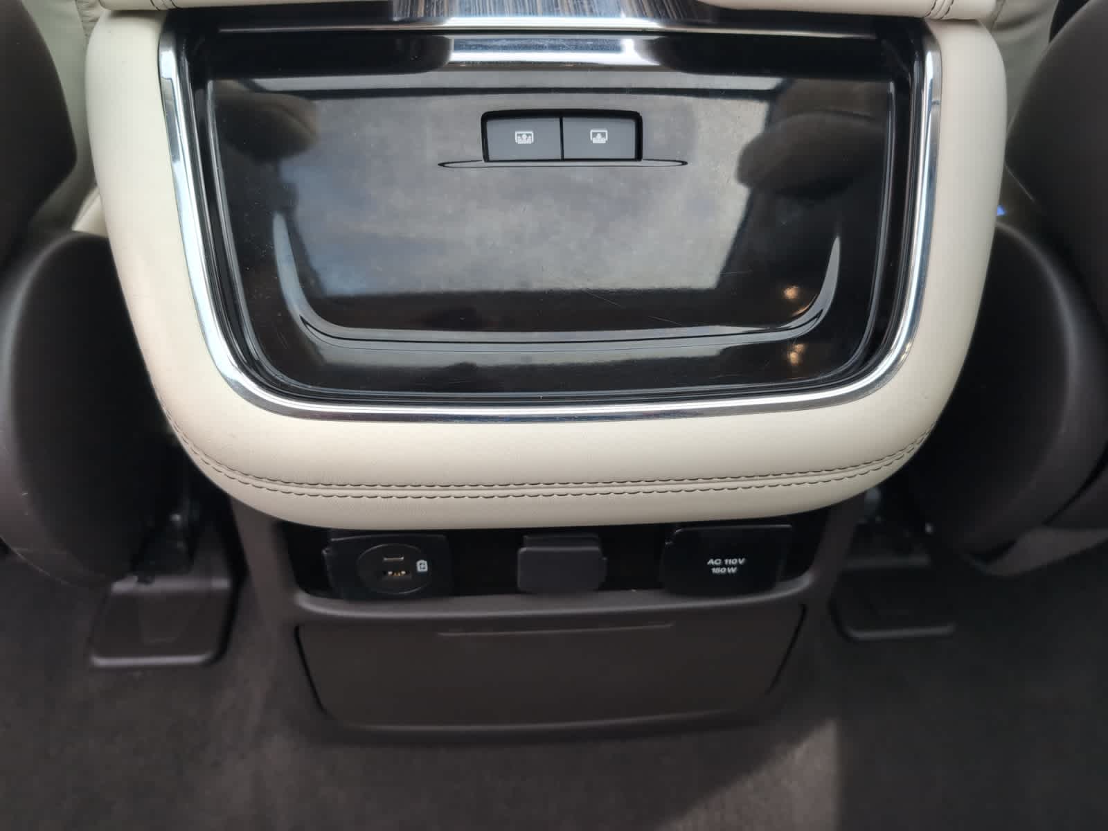 used 2022 Lincoln Navigator car, priced at $48,798