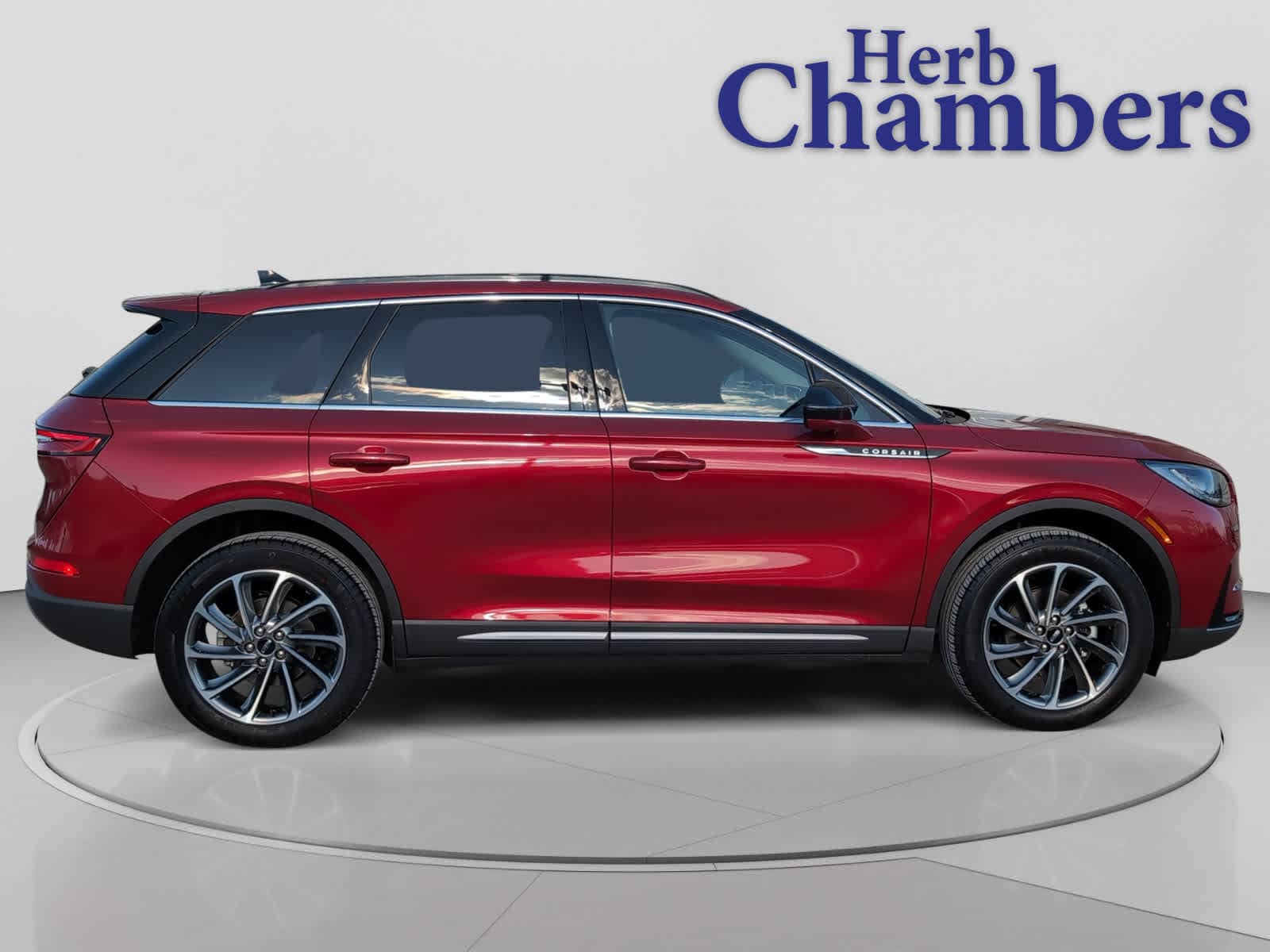 used 2025 Lincoln Corsair car, priced at $45,998