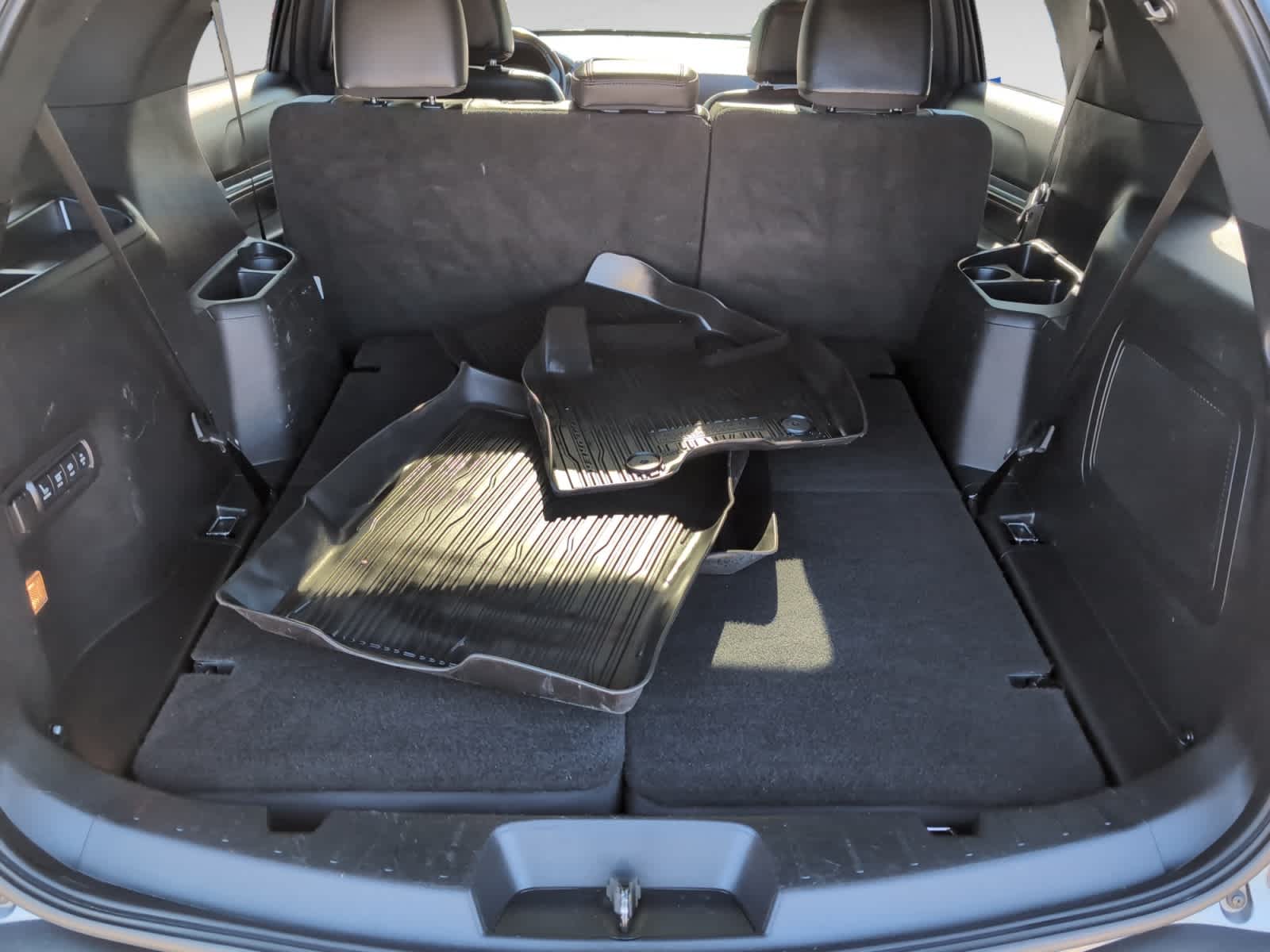 2017 Ford Explorer Sport photo 3