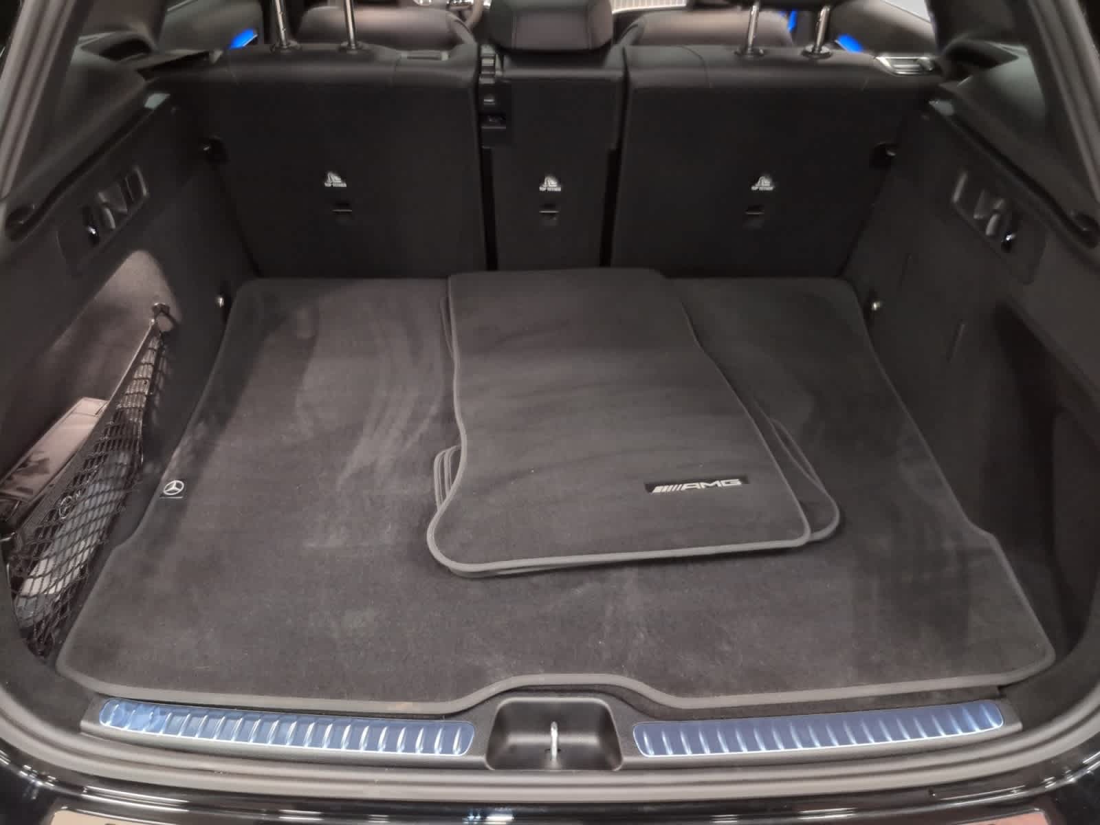 2024 Mercedes Benz GLC 300 photo 3