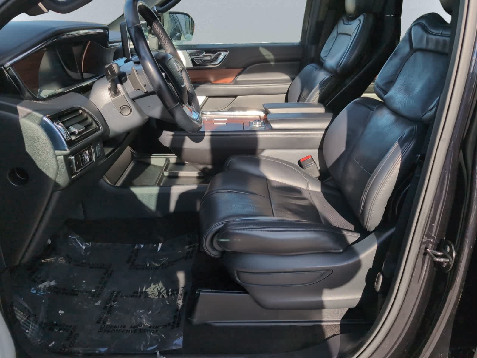 used 2023 Lincoln Navigator L car, priced at $59,998