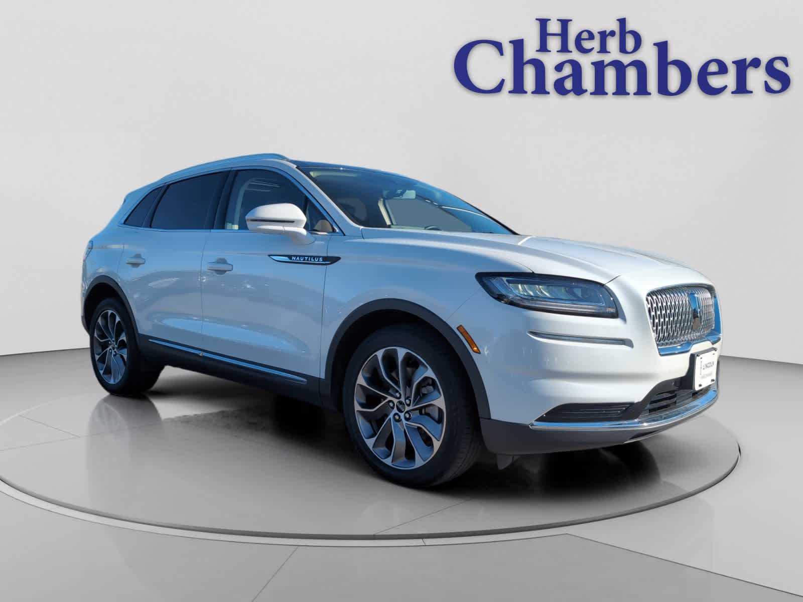 2022 Lincoln Nautilus Reserve's photo