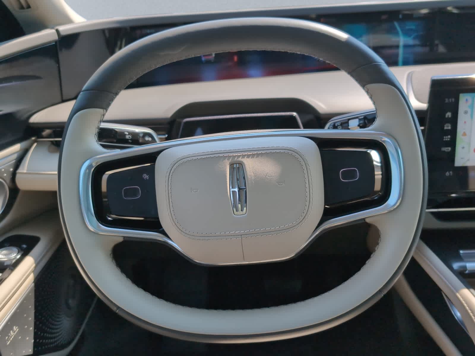 used 2025 Lincoln Nautilus car, priced at $57,298