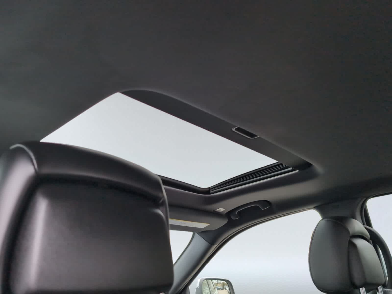 used 2020 Jeep Grand Cherokee car, priced at $21,398