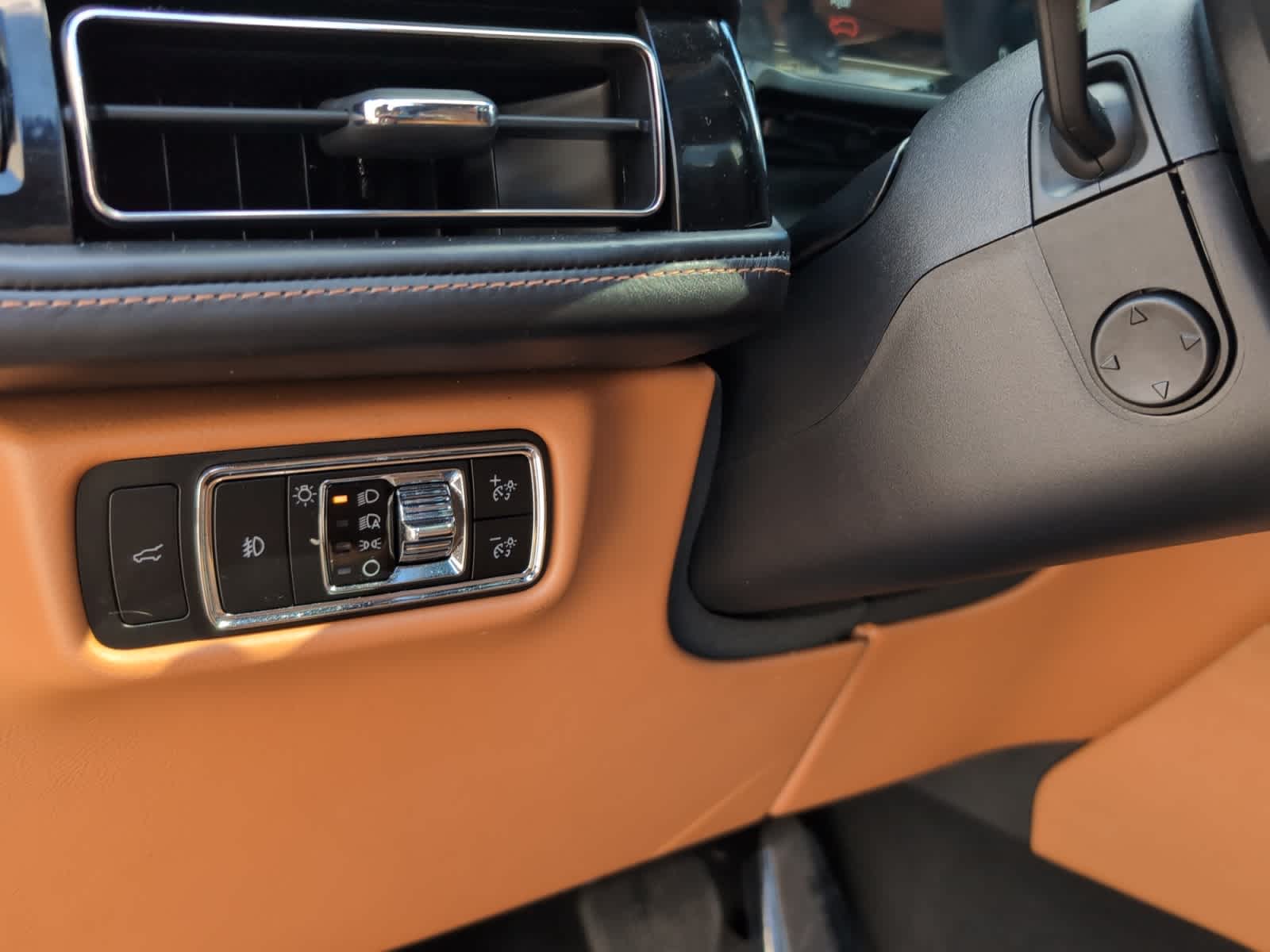 used 2023 Lincoln Aviator car, priced at $54,998