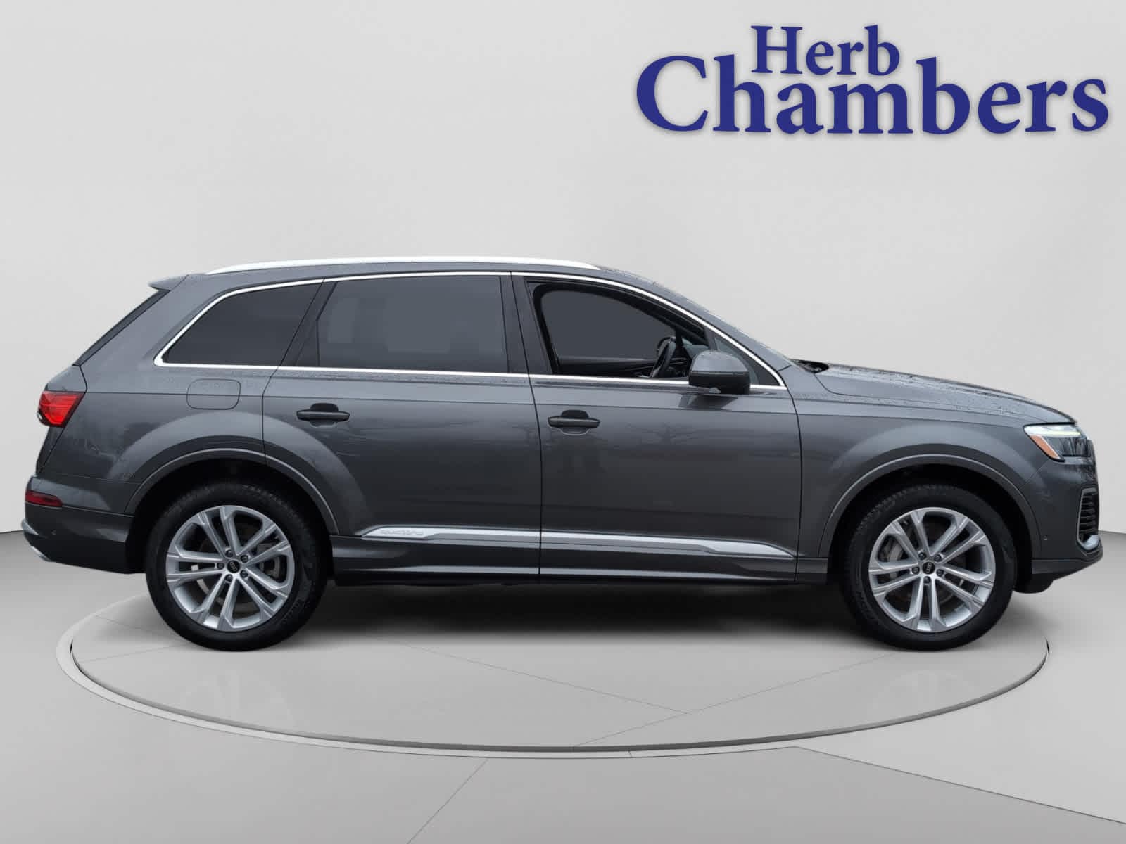 used 2025 Audi Q7 car, priced at $51,498