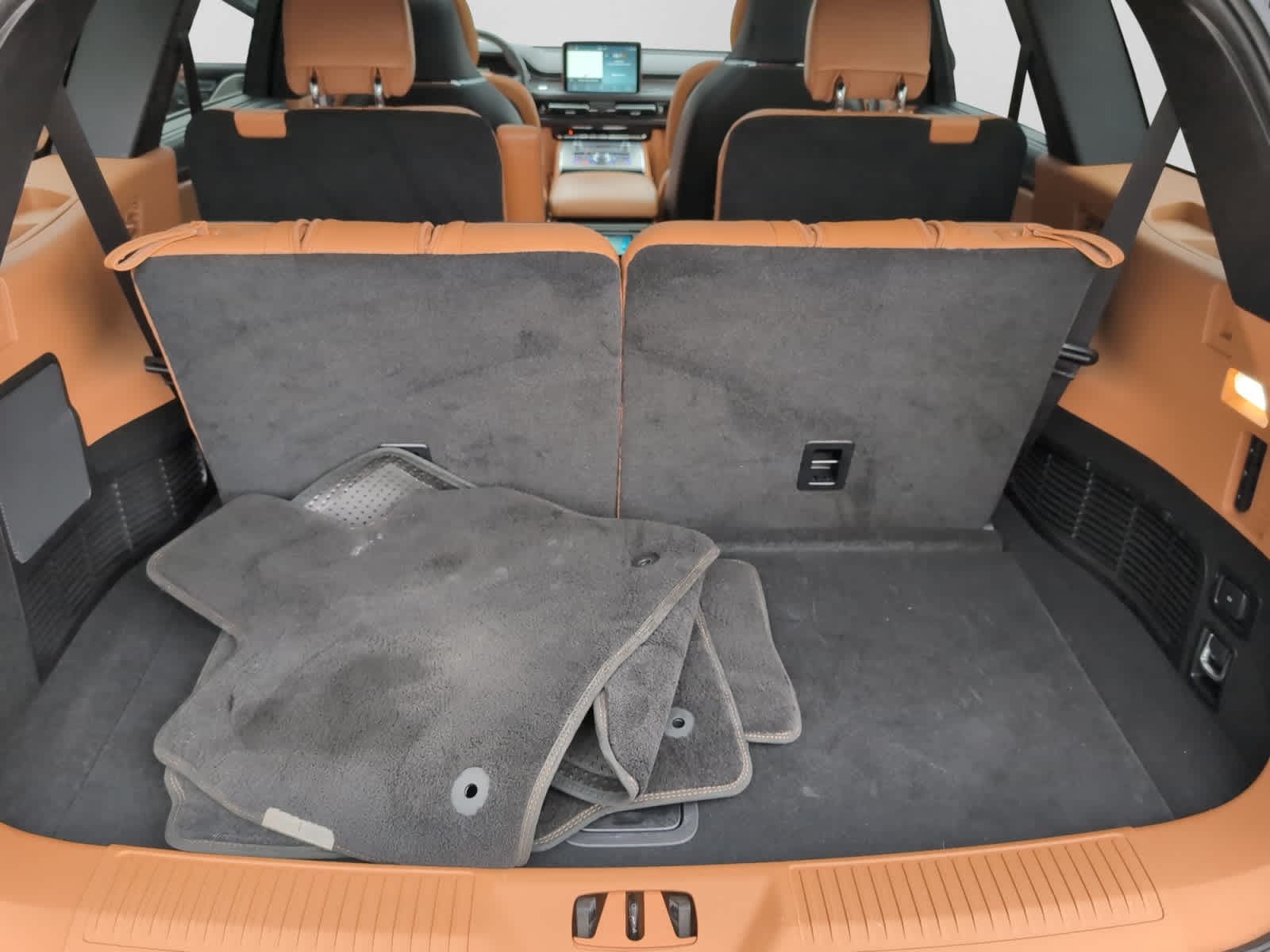 used 2020 Lincoln Aviator car, priced at $40,998