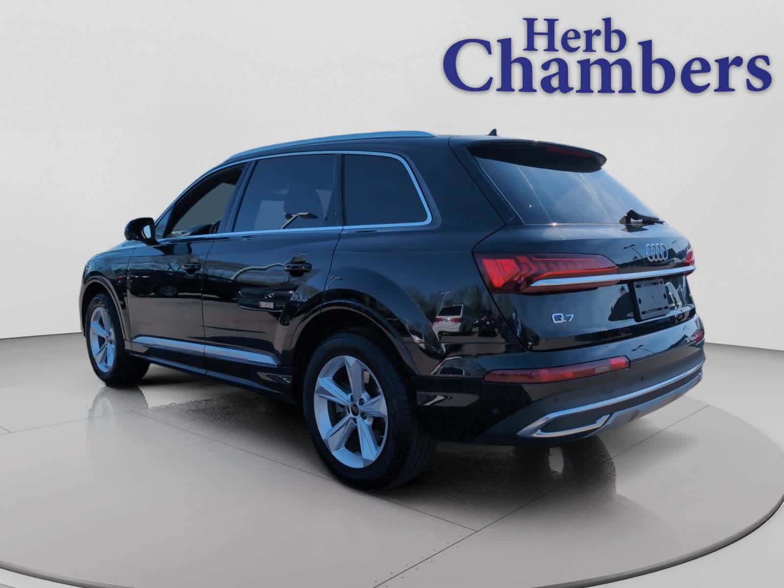 used 2023 Audi Q7 car, priced at $41,498