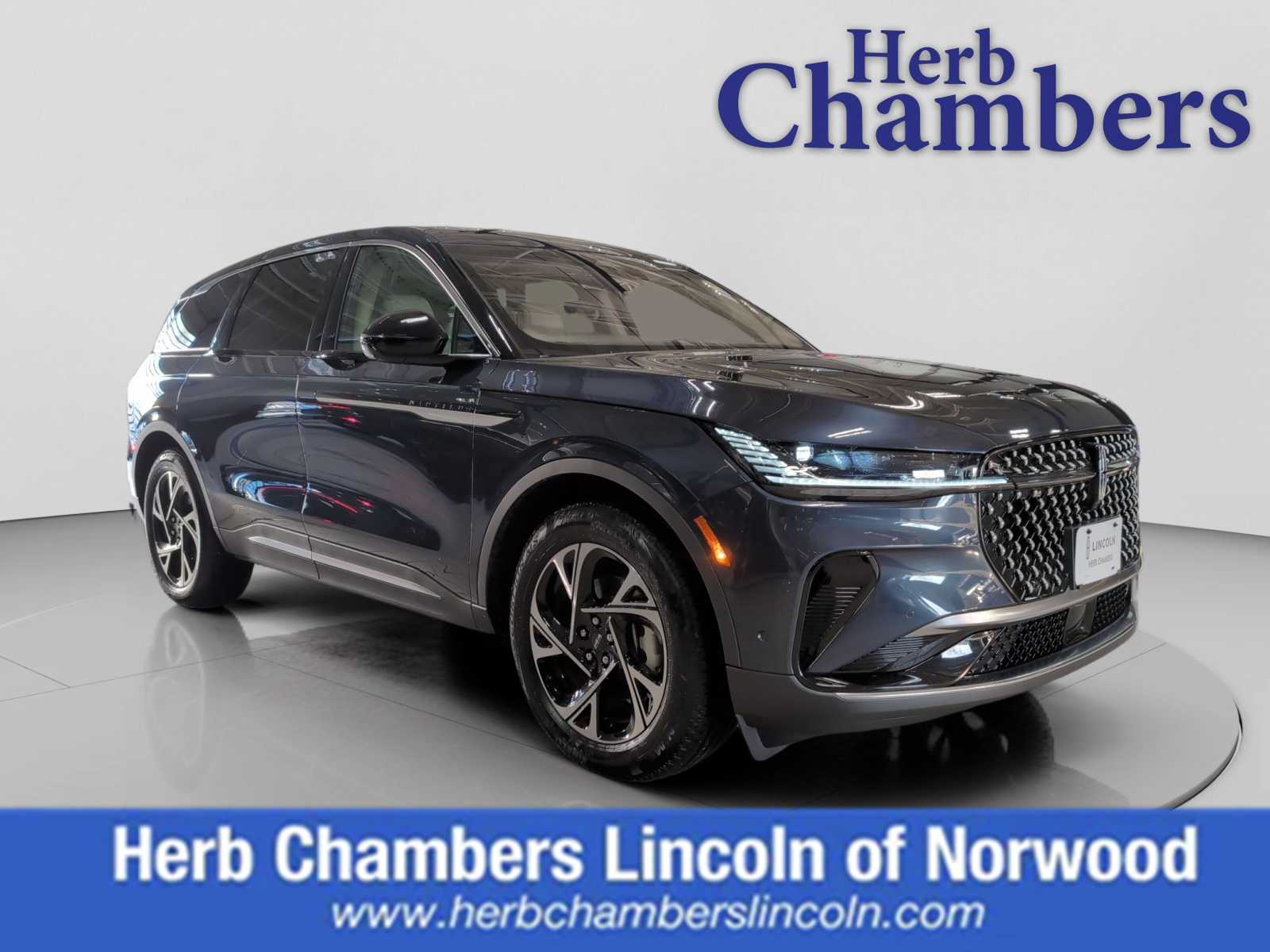 2024 Lincoln Nautilus Premiere's photo