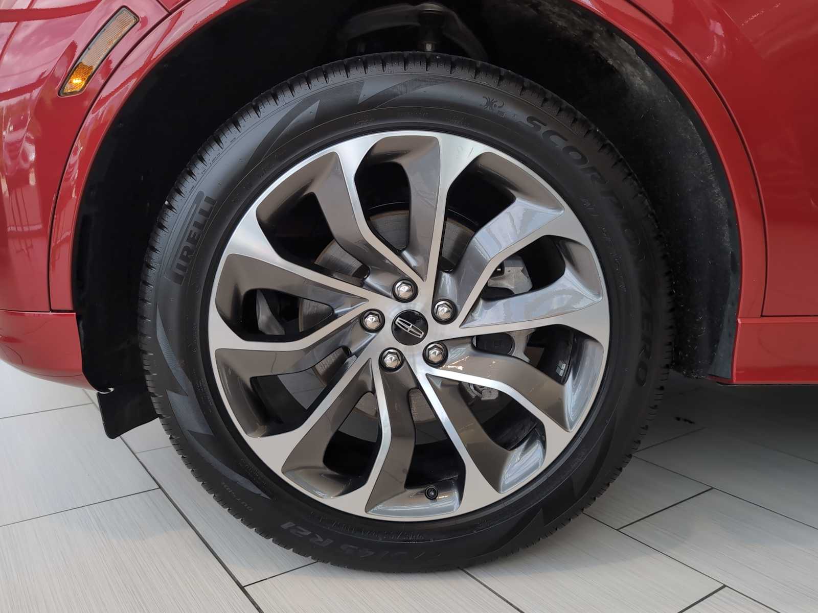 used 2025 Lincoln Aviator car, priced at $62,428