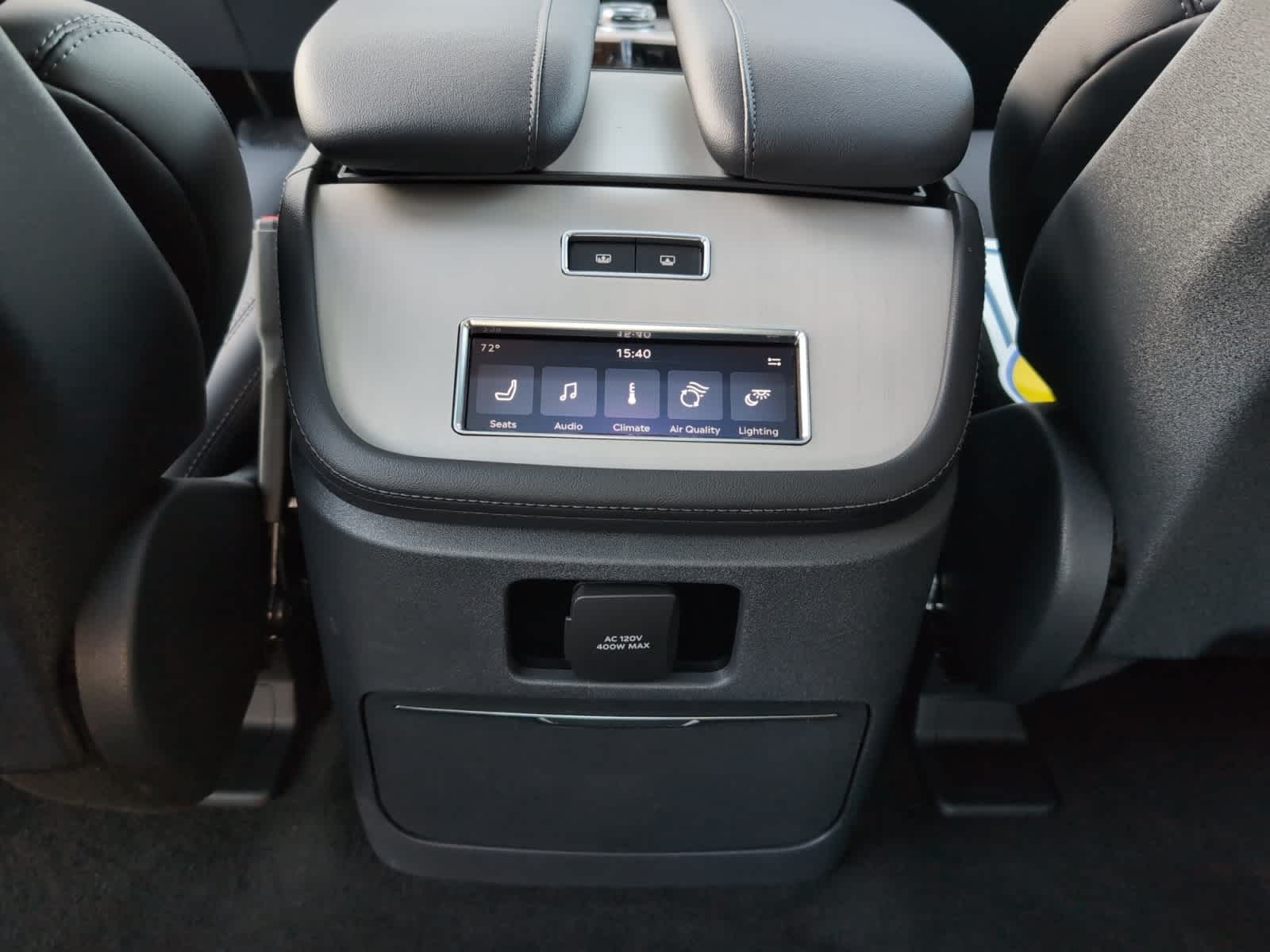 used 2025 Lincoln Navigator car, priced at $98,498