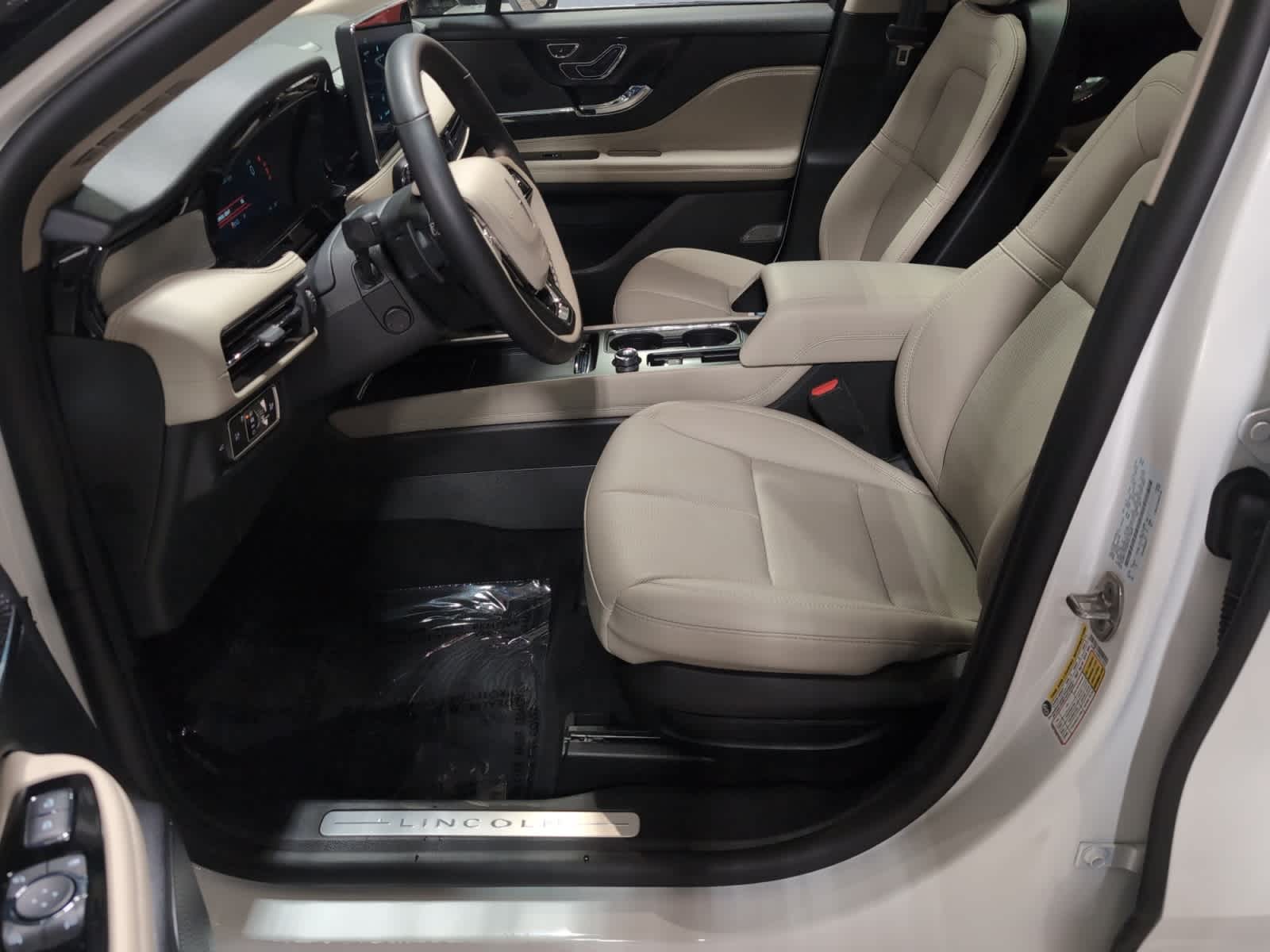 used 2025 Lincoln Corsair car, priced at $42,998