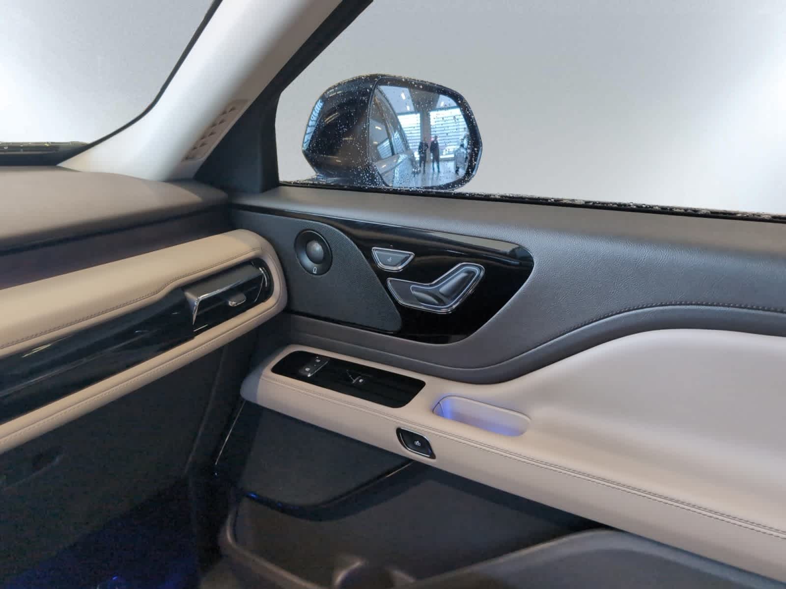 used 2023 Lincoln Aviator car, priced at $46,998