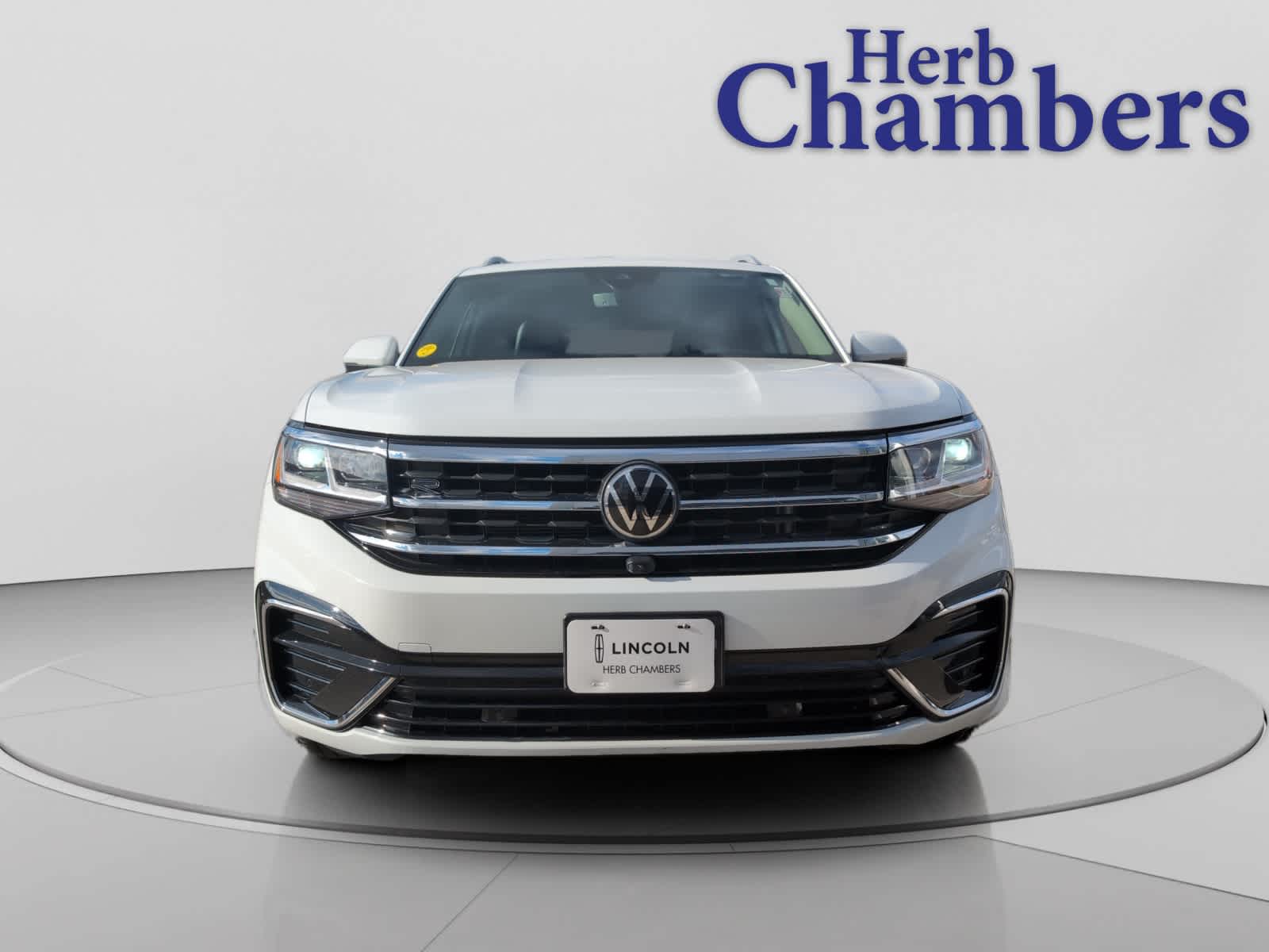 2022 Volkswagen Atlas V6 SEL Premium R-Line photo 2