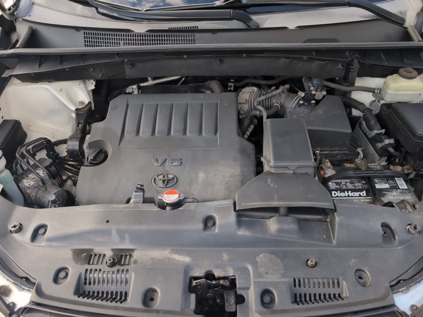 used 2016 Toyota Highlander car, priced at $14,998