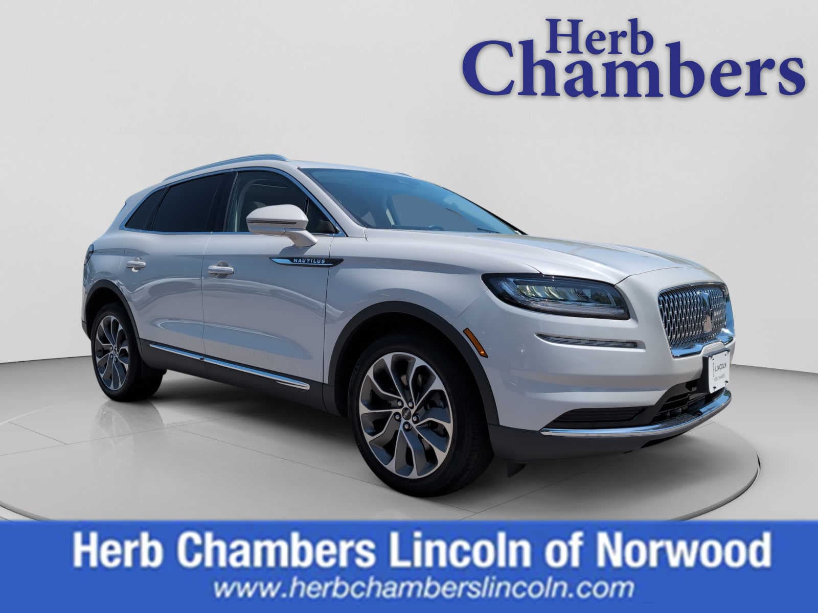 2023 Lincoln Nautilus Reserve AWD's photo