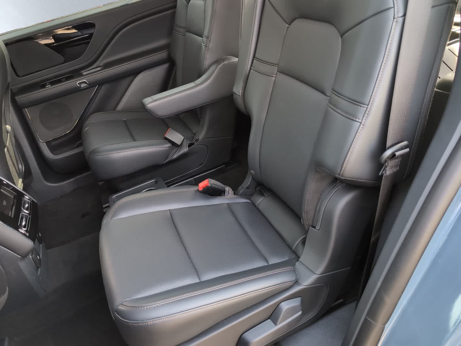 used 2026 Lincoln Aviator car, priced at $59,537