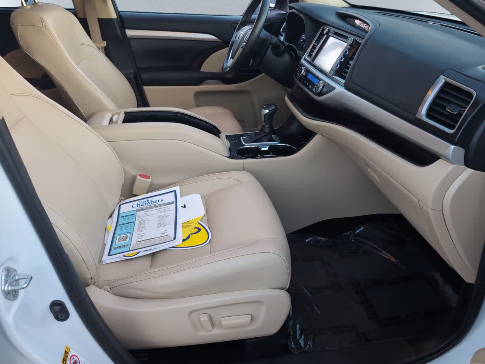 used 2018 Toyota Highlander car, priced at $23,998