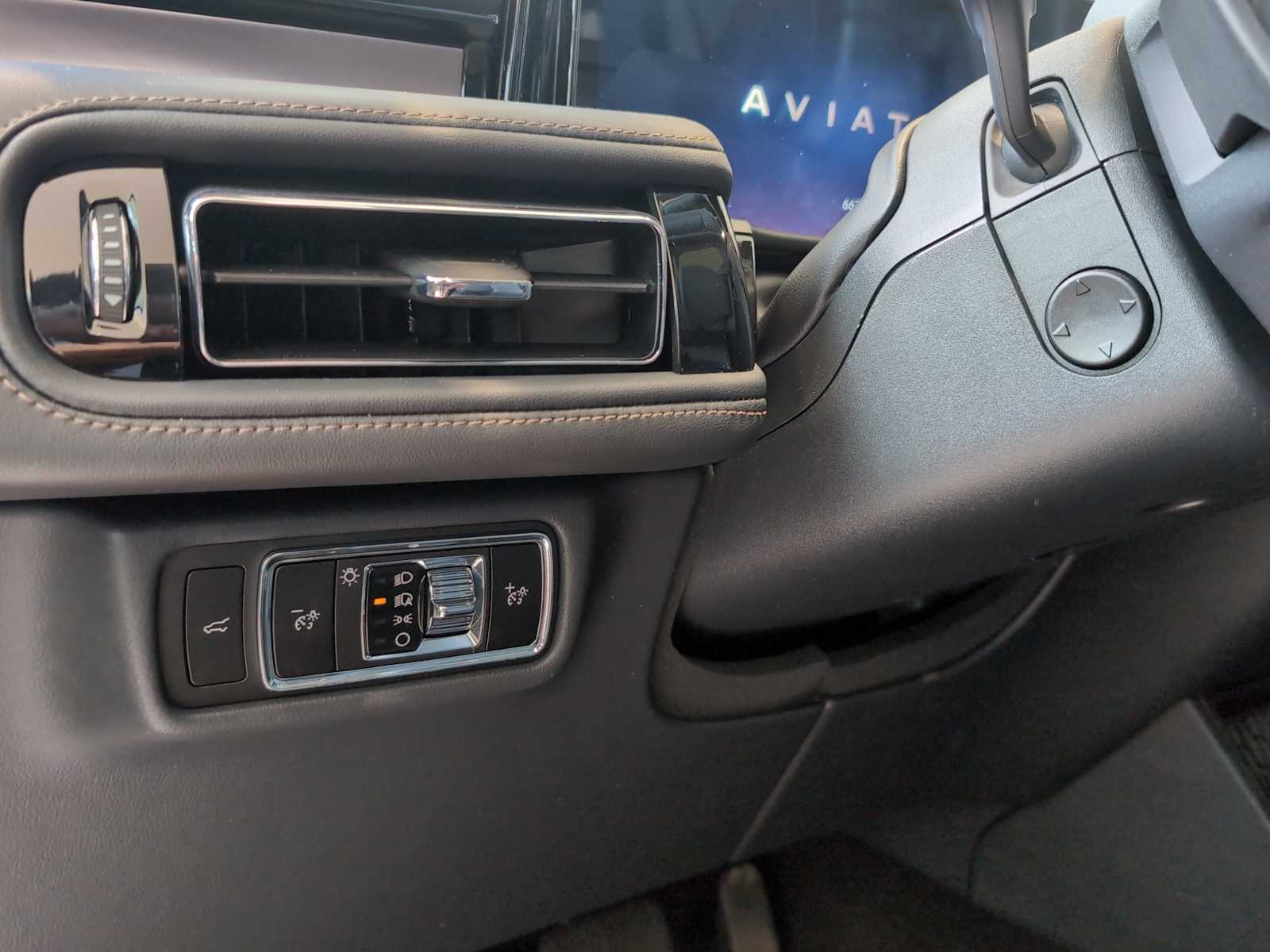 used 2025 Lincoln Aviator car, priced at $60,998