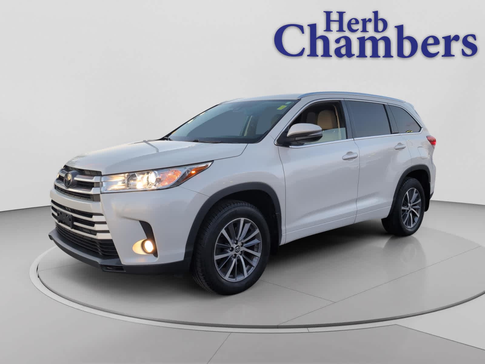 used 2018 Toyota Highlander car, priced at $23,998