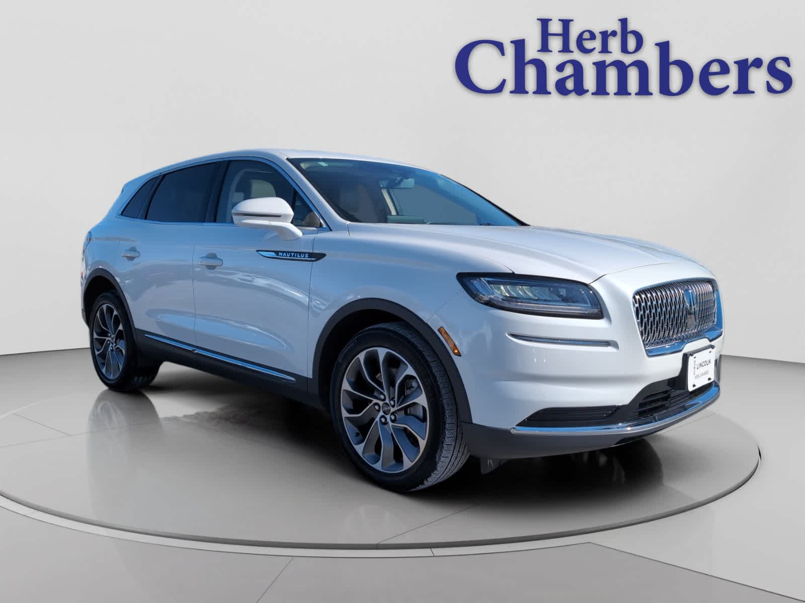 used 2023 Lincoln Nautilus car, priced at $33,898