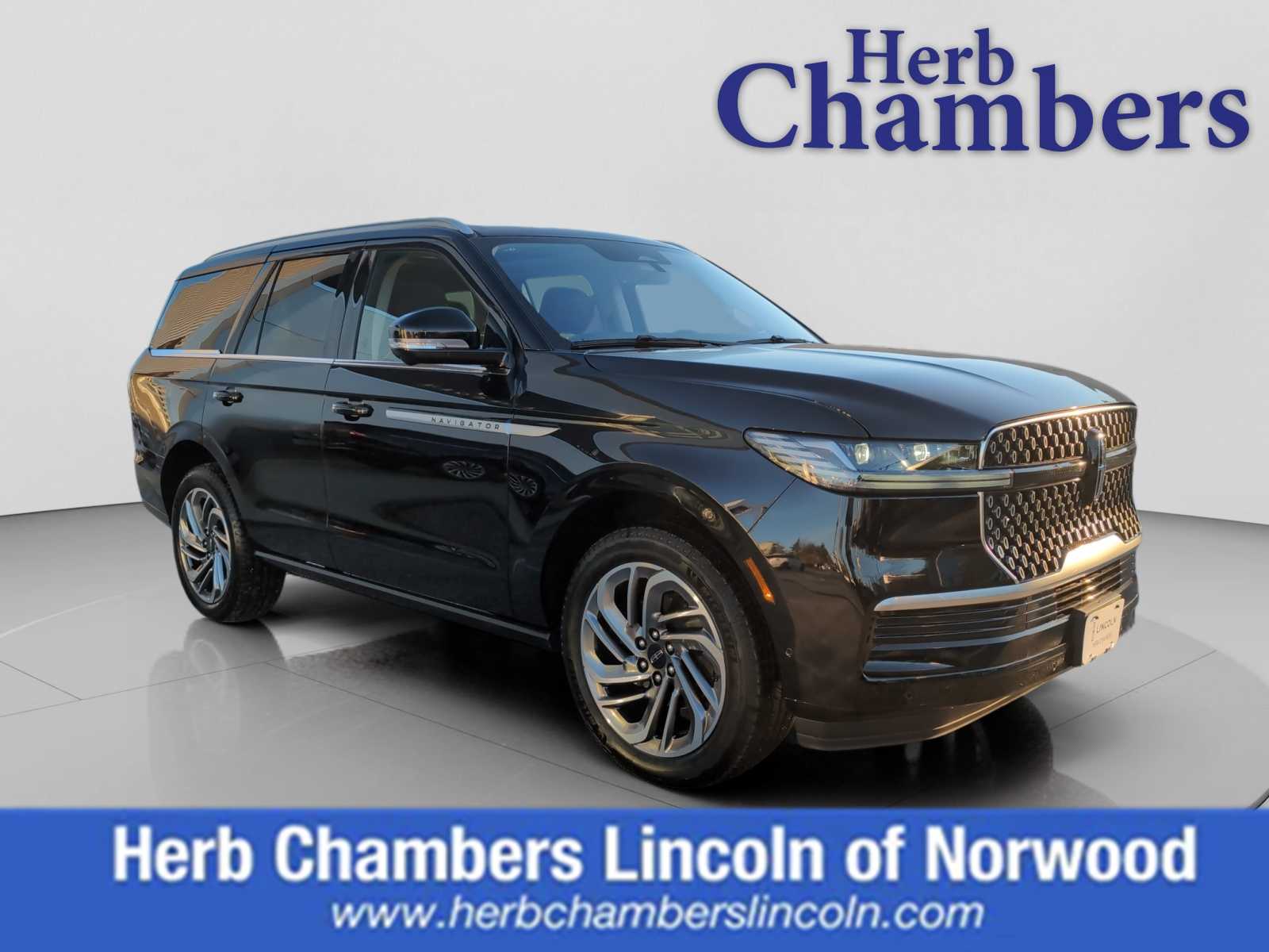 2025 Lincoln Navigator Reserve's photo