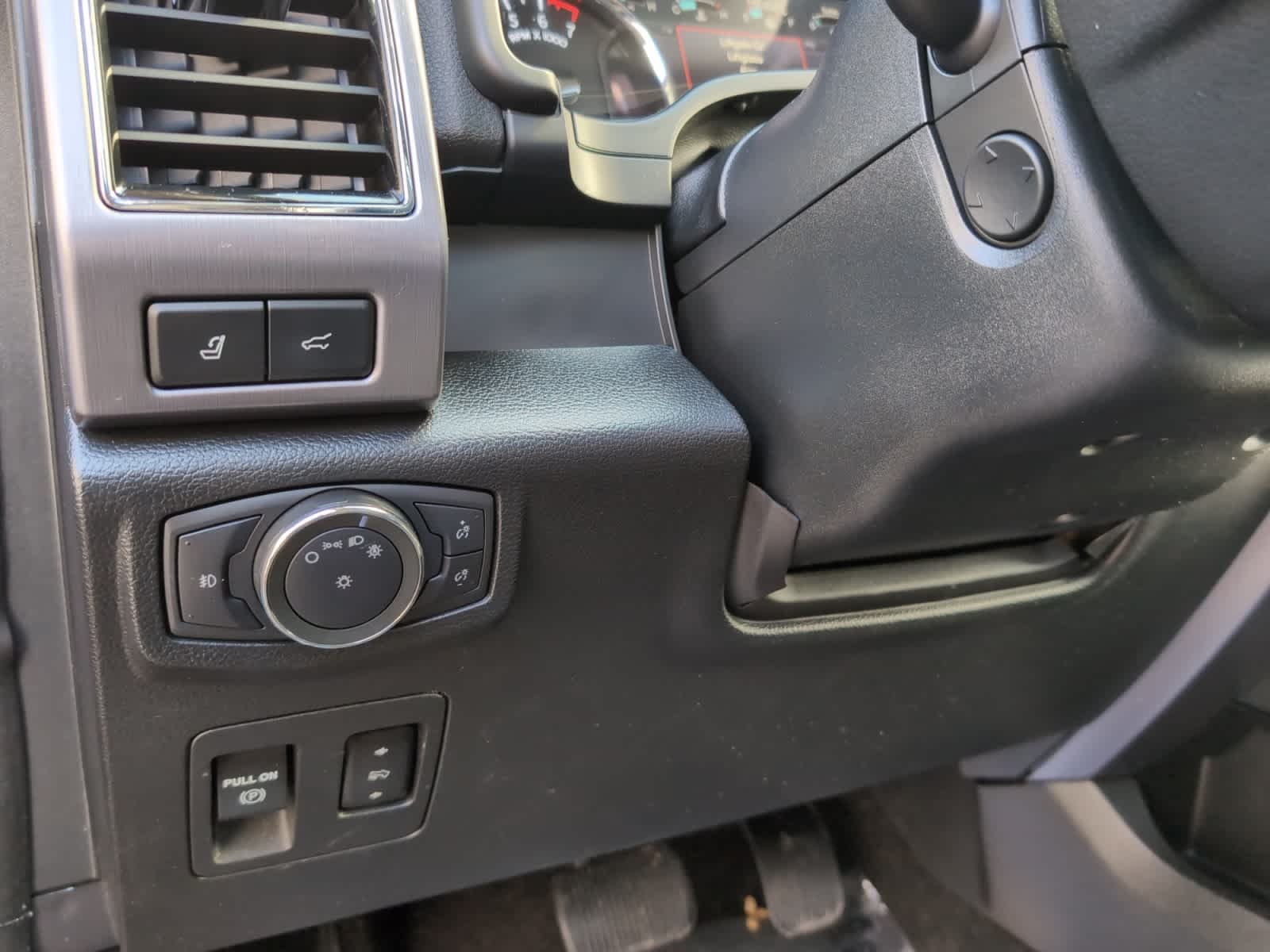 used 2019 Ford Expedition Max car, priced at $27,698