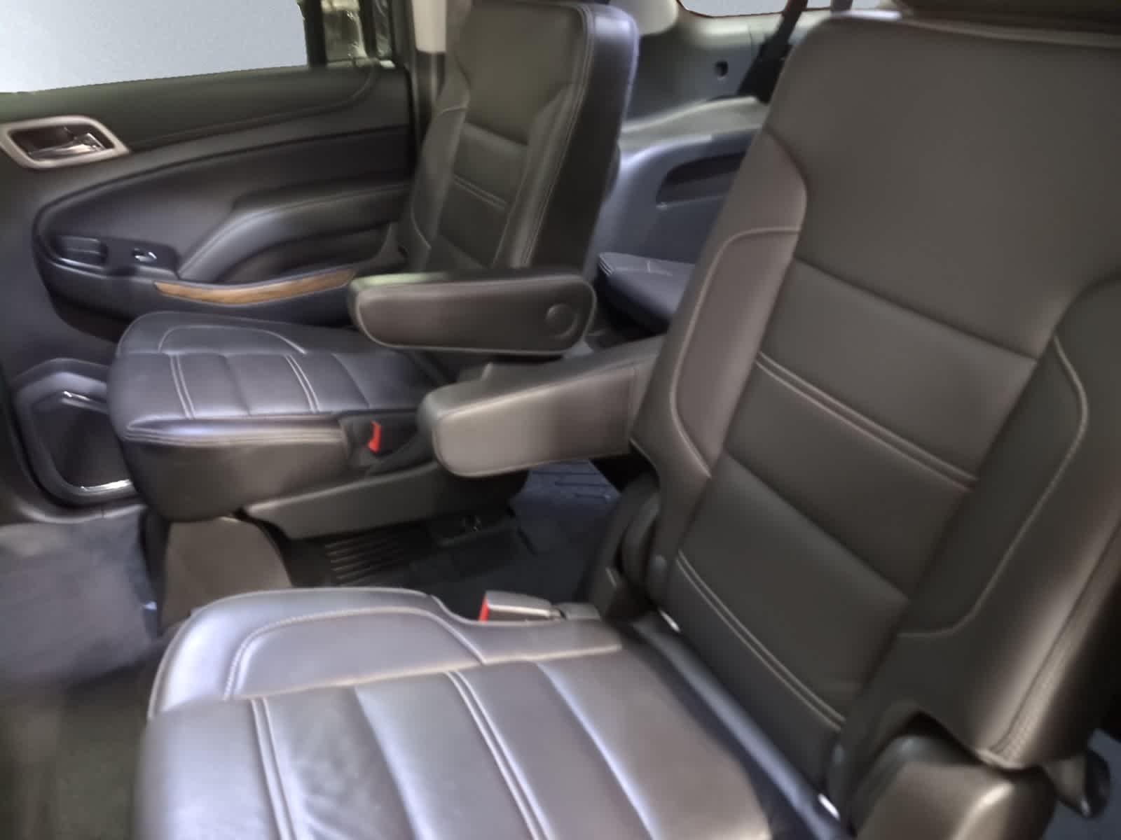 used 2020 GMC Yukon XL car, priced at $39,998