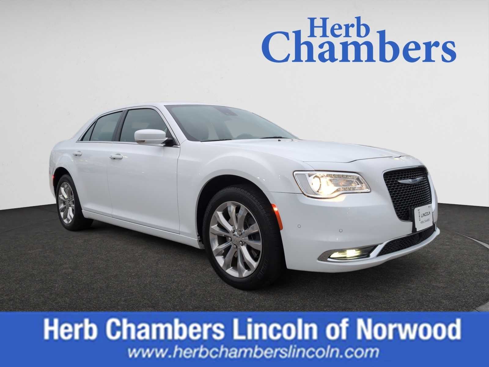 2021 Chrysler 300 Touring