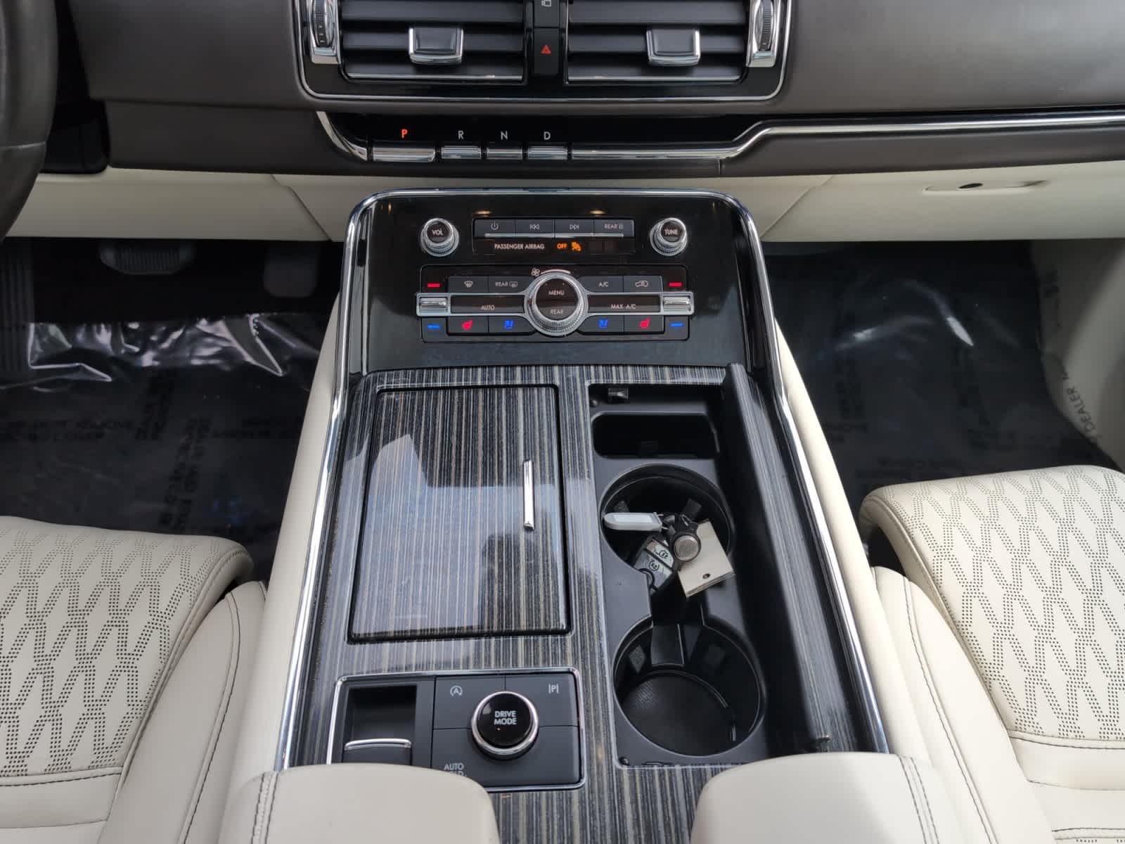 used 2022 Lincoln Navigator car, priced at $48,798