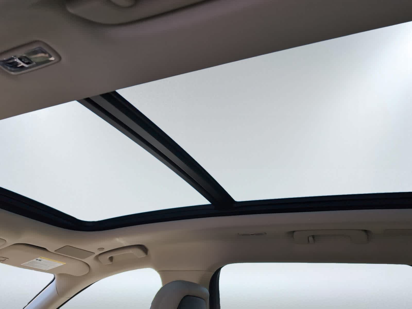 used 2025 Lincoln Nautilus car, priced at $57,298