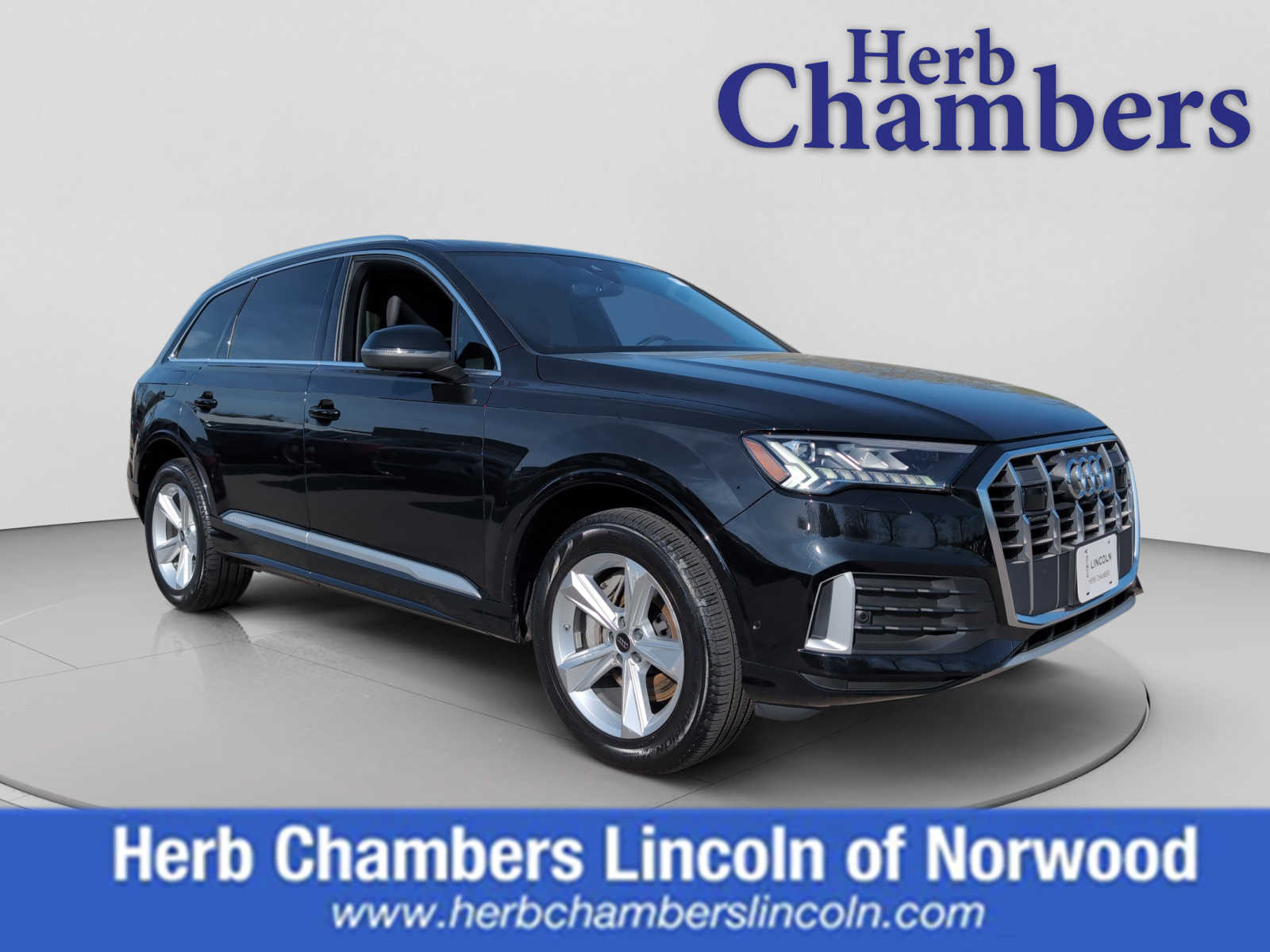 2023 Audi Q7 45 Premium Plus quattro Tiptronic's photo