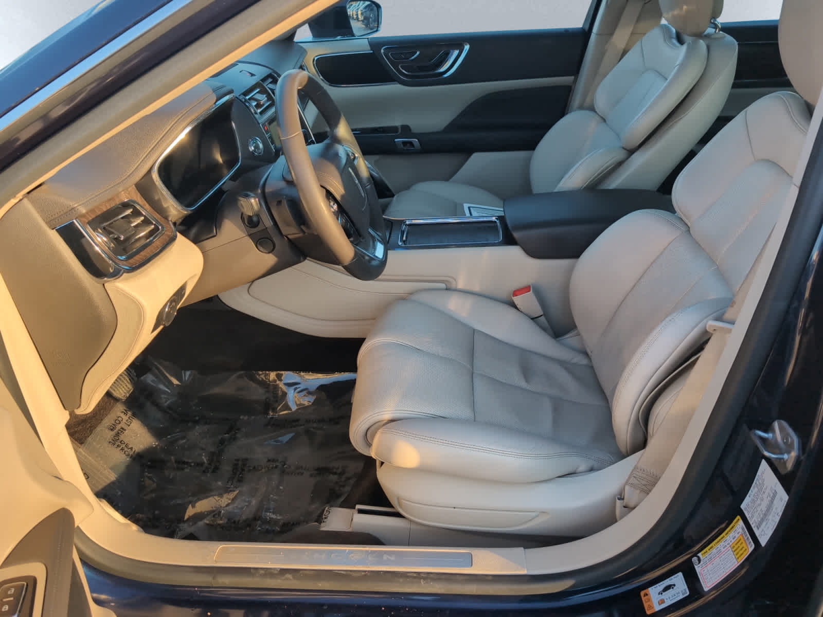 used 2017 Lincoln Continental car, priced at $22,998